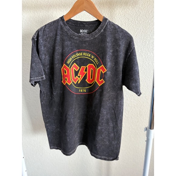 AC Other - AC/DC High Voltage Rock N Roll 1976 UK Tour Acid Wash Black Graphic Tee Mens M